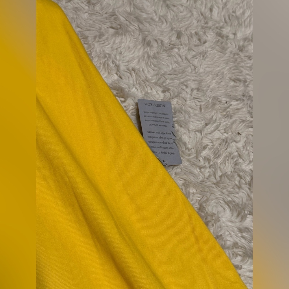Elexiay Kwara Dress in Yellow - Size Medium - Picture 9 of 10